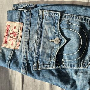 True Religion Men's Distressed Blue Denim Shorts,size 33